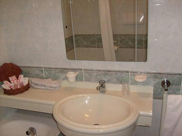 Hotel Motel Flower Novi Ligure Zewnętrze zdjęcie